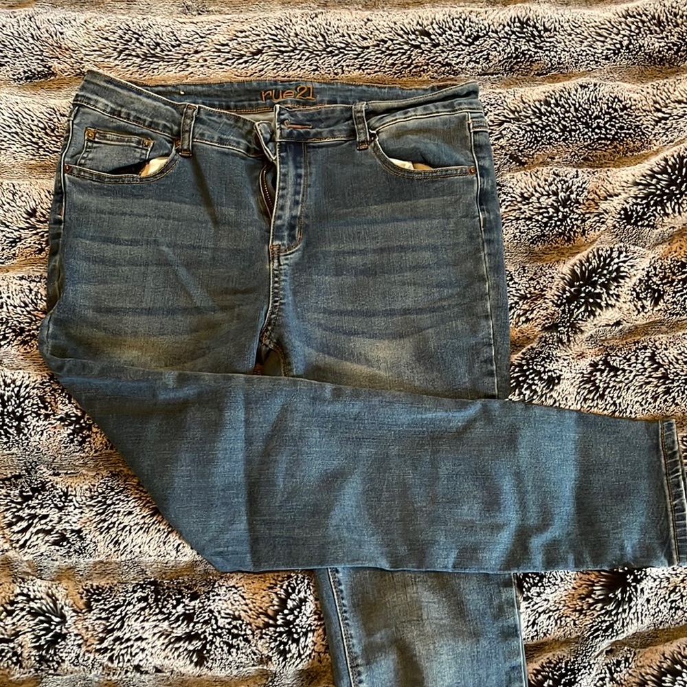 Womens skinny jeans